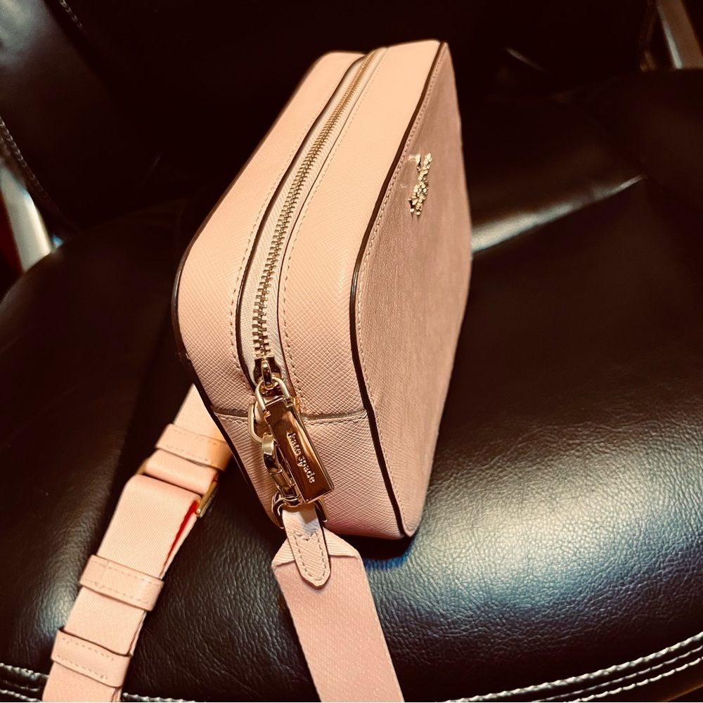 Kate Spade Pastel Pink Leather Crossbody Bag - Picture 5 of 10